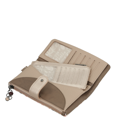 Carteira feminina bege e castanha com várias ranhuras para cartões e fecho de botão