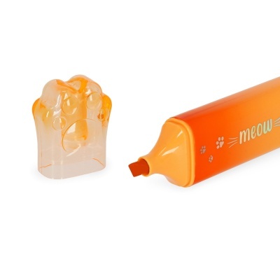 Marcador de texto laranja com tampa em forma de pata e texto meow.