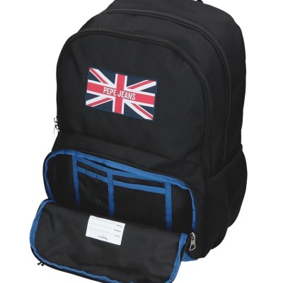 Mochila preta PEPE JEANS com bandeira do Reino Unido e interior azul organizador.