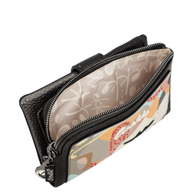 Carteira preta com bolso colorido e fecho de correr aberta