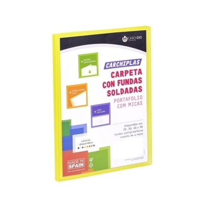 Carpeta de plástico amarela CARCHIPLAS com texto em várias cores na capa