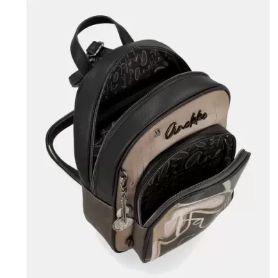 Mochila pequena preta e castanha com estampado e interior texto Anekke