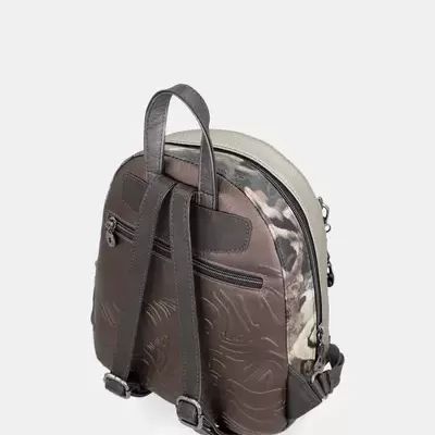 mochila pequena castanha e bege com alças ajustáveis