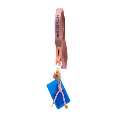 Cordão rosa com porta-cartões azul e chaveiro de urso