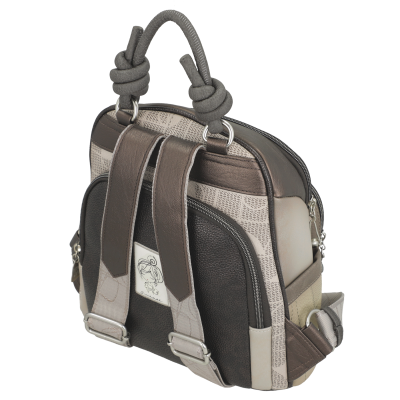 Mochila pequena em tons castanho e bege com alças e logótipo com desenho