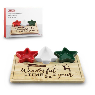 Conjunto de aperitivos com tigelas em forma de estrela vermelha, branca e verde e base de madeira com texto e veado
