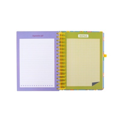 Caderno espiral aberto com páginas interiores roxa e verde, texto Aponto já! e NOTAS
