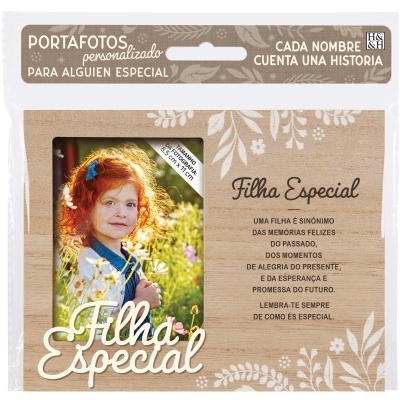 porta-fotos personalizado de madeira clara com texto 'Filha Especial' e foto de menina ruiva