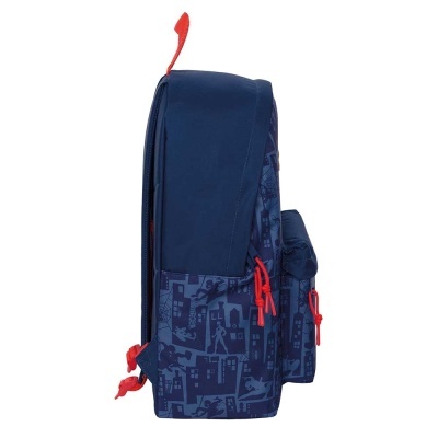 Mochila azul escuro com padrão de personagens e detalhes vermelhos