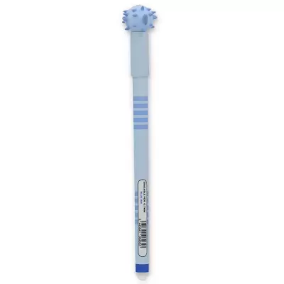 Caneta azul claro com riscas azuis e borracha em forma de bola com picos