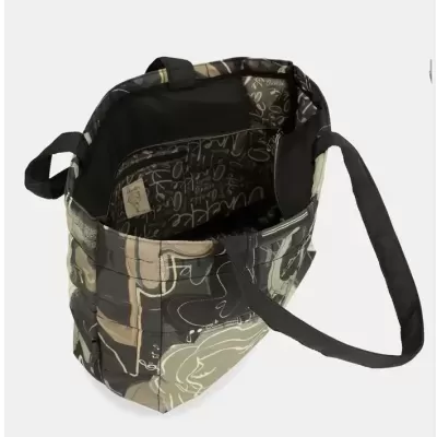 Saco tote acolchoado com padrão castanho e bege