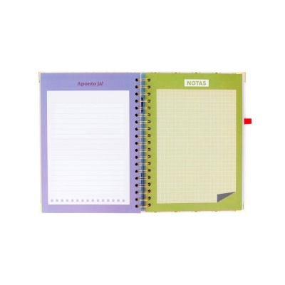 Caderno espiral aberto com páginas coloridas para notas