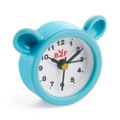 Relógio despertador azul em formato de urso com mostrador branco e letras vermelhas B2F