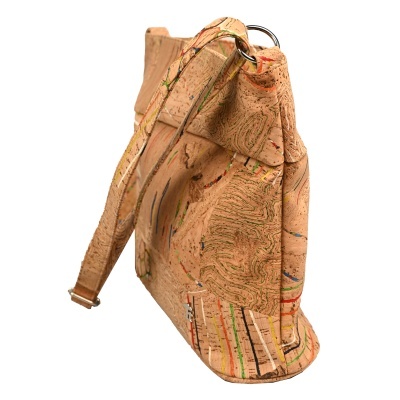 Mala de cortiça natural com risco colorido e alça ajustável