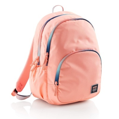 Mochila cor-de-rosa com fechos e alças