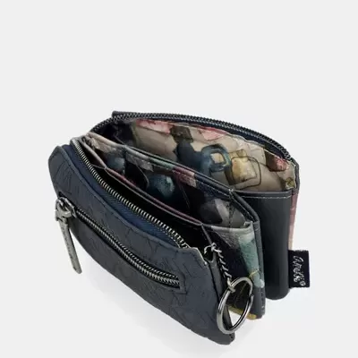 Carteira preta em pele sintética com interior colorido e zíper prateado