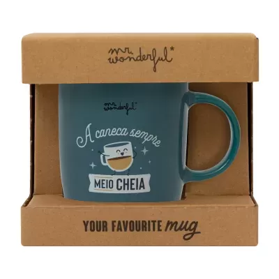 Caneca azul com texto pintado e embalagem de cartão