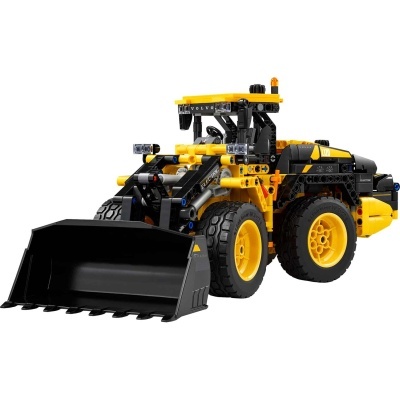 Modelo de brinquedo de pá-carregadora LEGO amarelo e preto com texto VOLVO, L120 e ELECTRIC