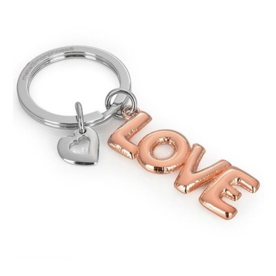 Porta-chaves metálico com pendente em forma de coração e letras LOVE