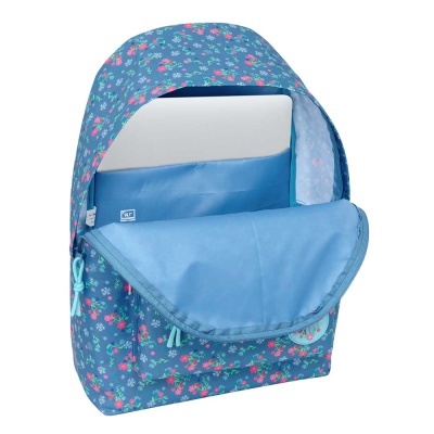 Mochila azul com padrão floral colorido, interior azul claro e etiqueta 14,7