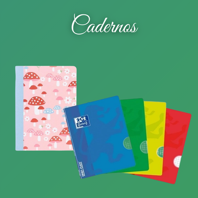 Conjunto de cadernos coloridos com um de estampas de cogumelos sobre fundo verde.