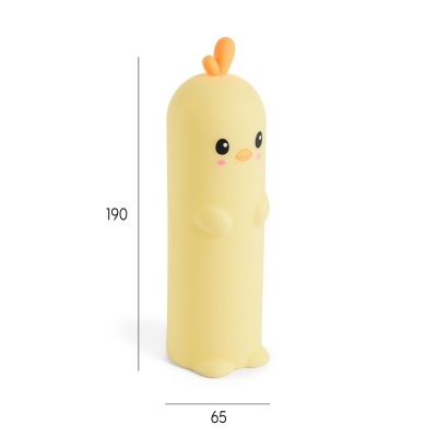 Produto em formato de galinha amarelo com olhos pretos e bochechas cor-de-rosa