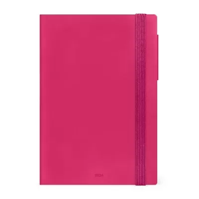 Caderno rosa com elástico lateral e número 80236 em relevo