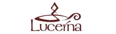 Logótipo 'Lucerna' com desenho estilizado castanho