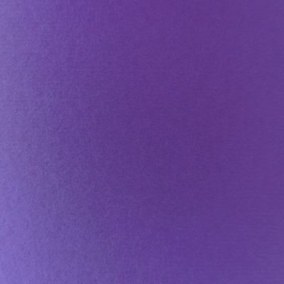 Folha de papel roxa texturada