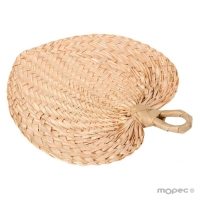 Leque artesanal em palha natural entrelaçada com cabo reforçado