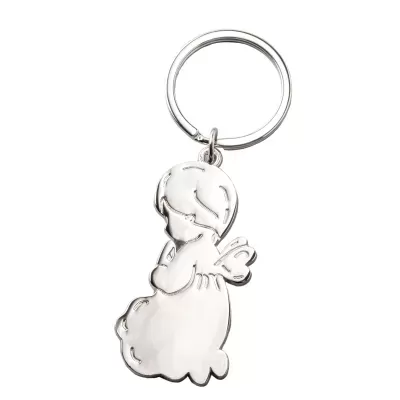 Porta-chaves metálico prateado em forma de anjo com asas e vestido