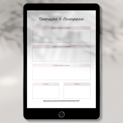 Tablet preto com aplicação de anotações em português aberta no ecrã