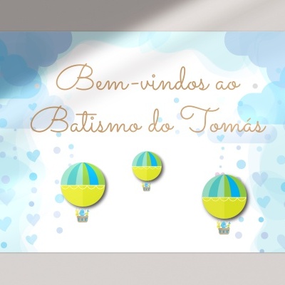 Cartaz azul claro com balões e texto para batismo