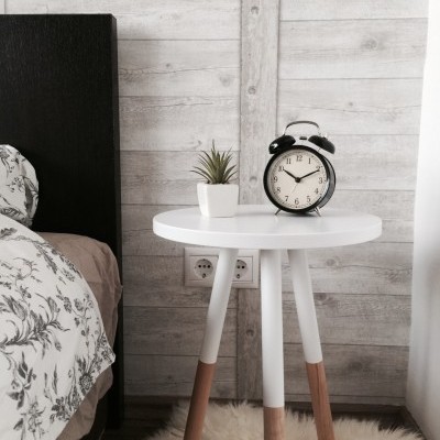 https://parallax.shopk.it/product/nightstand-bedside-table