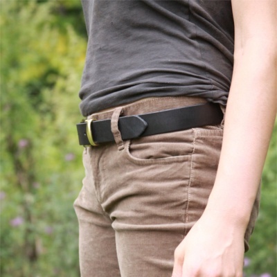 https://parallax.shopk.it/product/black-leather-belt