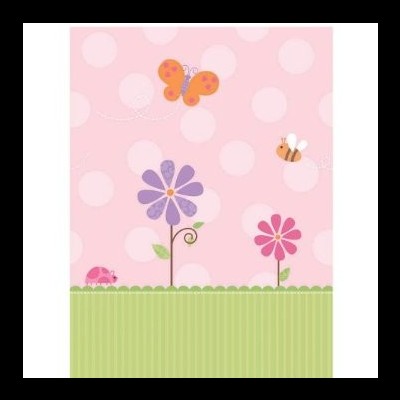 Ilustração colorida com borboleta, abelha, flores e joaninha sobre fundo rosa e faixa verde