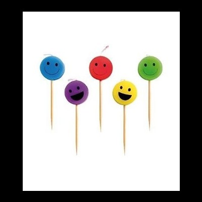 Palitos com cabeças coloridas e rostos sorridentes