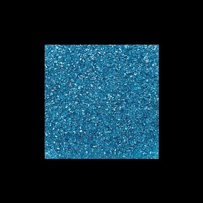 Pequenos cristais azuis brilhantes com textura facetada