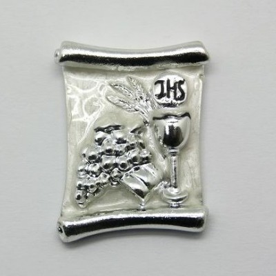 pendent metalizado com uvas, cálice, trigo e texto JHS