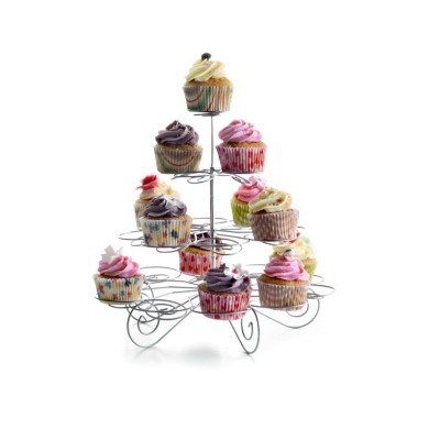 Suporte metálico em forma de árvore com 12 cupcakes coloridos decorados com creme em vários tons.