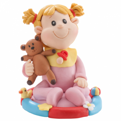 Figura decorativa de criança com urso de peluche sentada numa base colorida