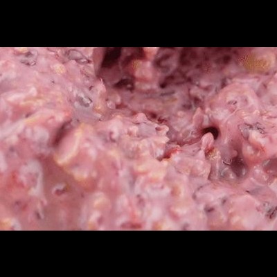 Creme rosa espesso com textura irregular