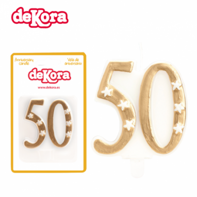 Velas douradas número 50 com estrelas brancas em embalagem de aniversário deKora