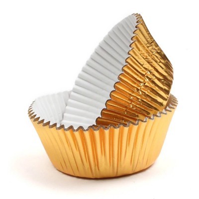 Copos para queques ou muffins em papel dourado e branco