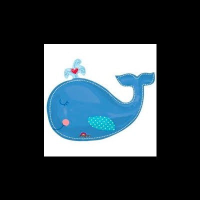 Almofada em forma de baleia azul com detalhes em bolinhas e gota de água com coração