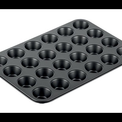 Forma preta para mini muffins com 24 cavidades