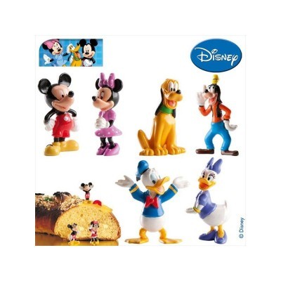 Figuras plásticas coloridas personagens Disney sobre fundo branco com logo Disney.