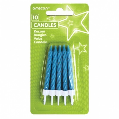 Pacote com 10 velas azuis com glitter prateado e base branca em embalagem verde com estrelas.