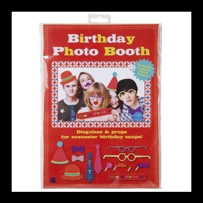 Embalagem vermelha com acessórios para festa Birthday Photo Booth