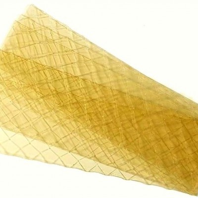 Folhas transparentes com padrão quadriculado amarelo